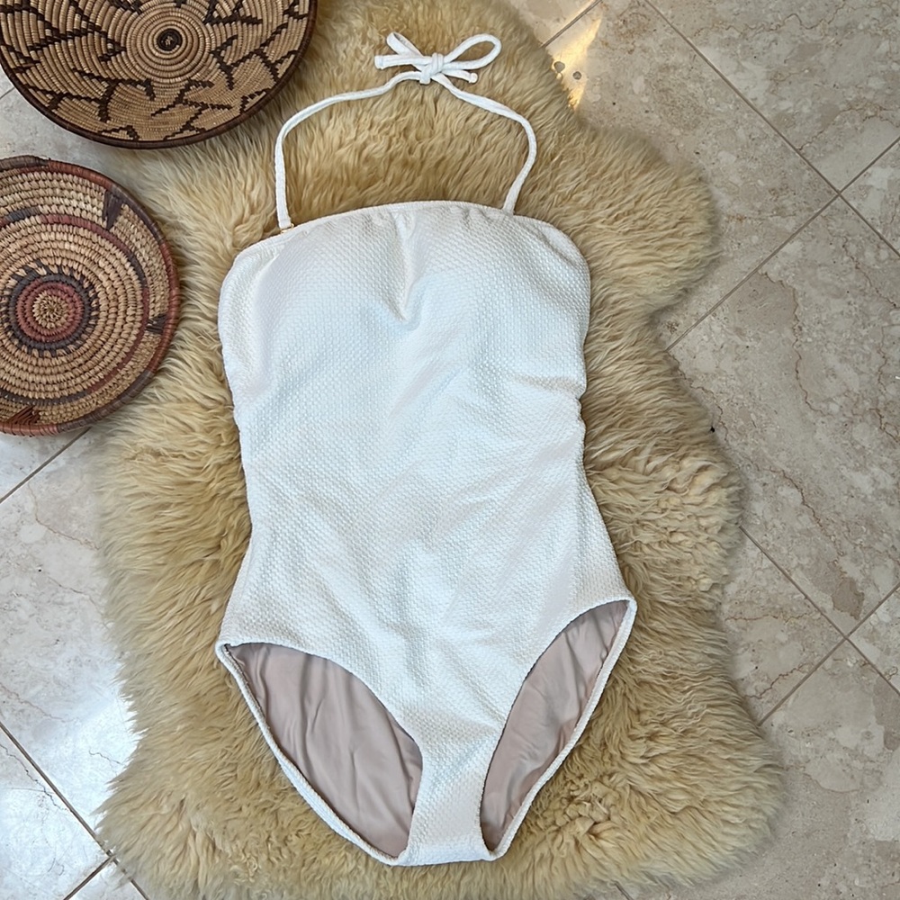 Hermoza Leonor one piece swimsuit- new without tags